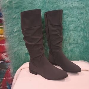 Style & Co Kelimae Gray Side Zip Tall Boots New Without Tags Size 9.5 M.